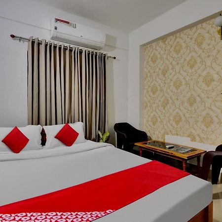 Oyo Flagship Larica Green Valley Guwahati Exteriör bild