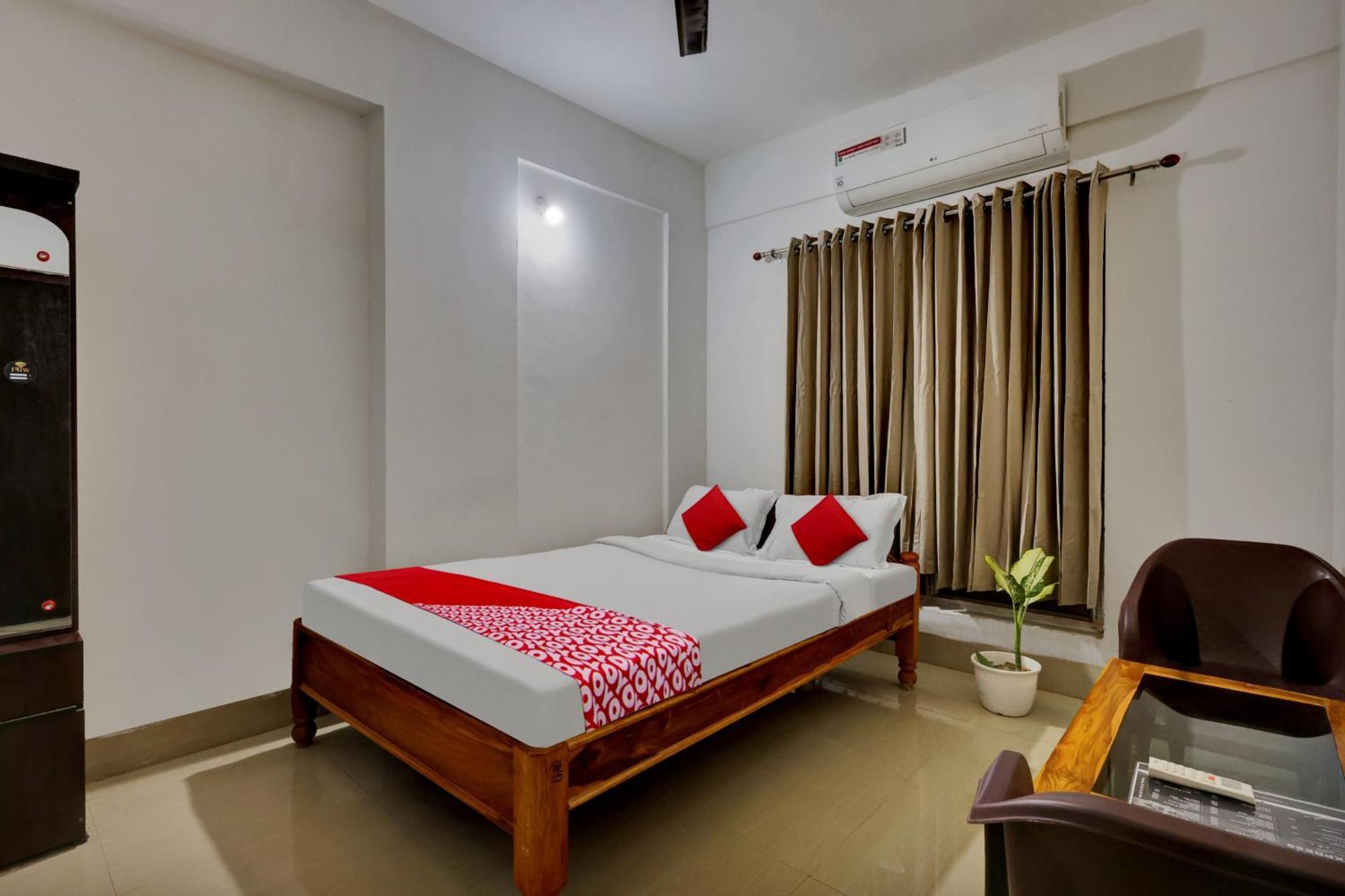 Oyo Flagship Larica Green Valley Guwahati Exteriör bild