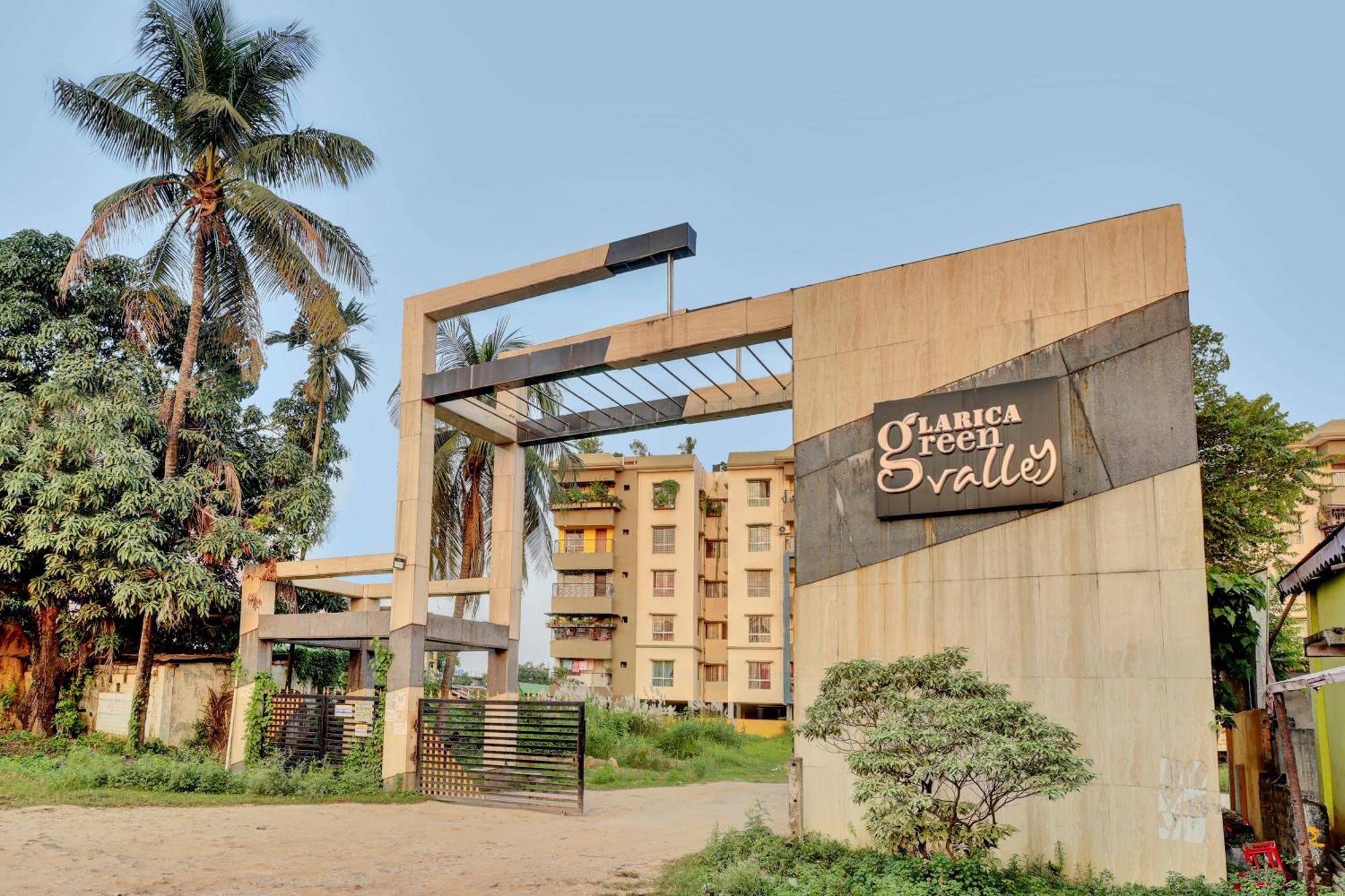 Oyo Flagship Larica Green Valley Guwahati Exteriör bild